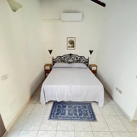 Nassia 1 By La Via Del Mare Viaggi E Vacanze 아파트 *