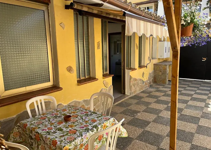 Nassia 1 By La Via Del Mare Viaggi E Vacanze 아파트